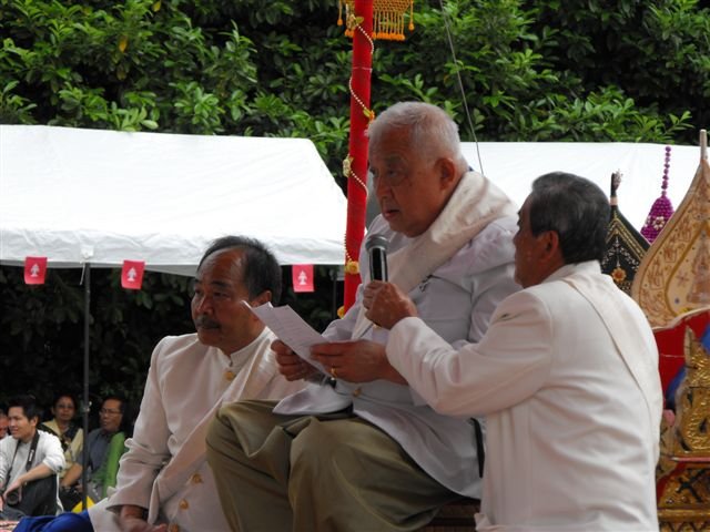 12celebrationxongprabang2011 505.jpg